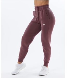 Alphalete joggers 	
ELMTS Cuffed Jogger - Mauve medium brand new with tags